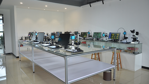 草莓视频官网銷售部-產品(pǐn)展台